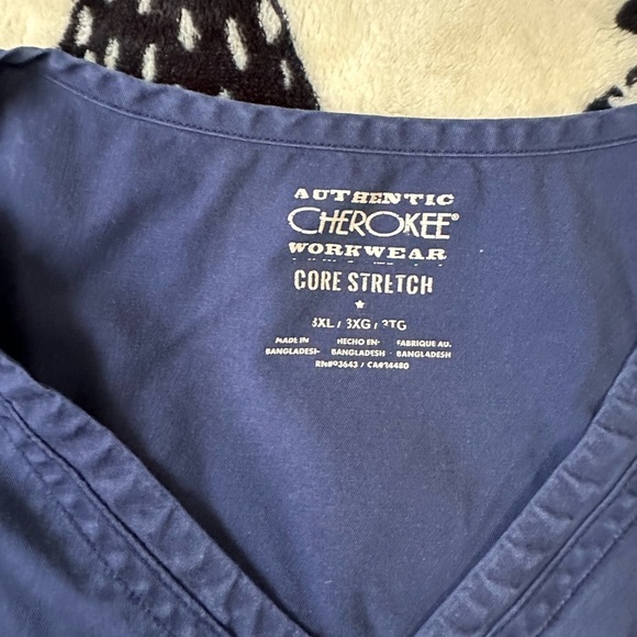 Authentic workwear navy scrub top size 3x - Picture 2 of 2